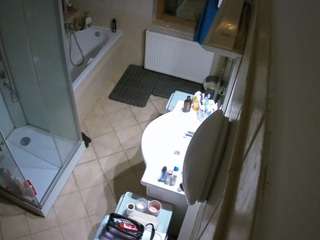 voyeurcam-julmodels-bath-2nd-2 avatar