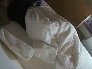 voyeurcam-julmodels-greybed-2 avatar
