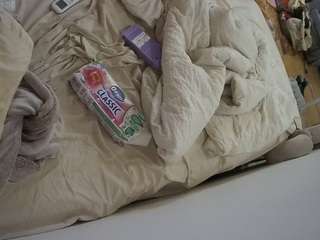 voyeurcam-julmodels-whitebed-4 avatar