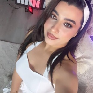 AliceVergara avatar