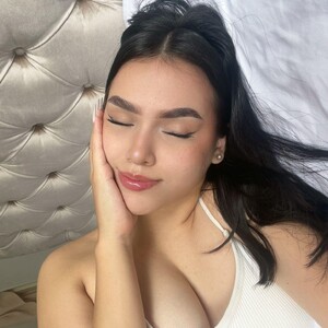 Bella18_ avatar