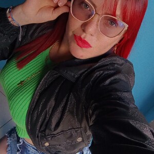 Carolinhe_ avatar