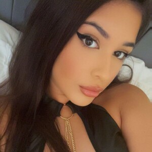 CherryKiss18 avatar