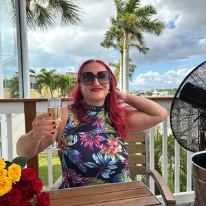 CURVYMILF46 avatar