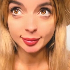 ELLIEFLOYD avatar