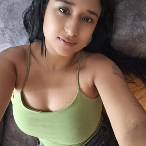 EmilySoto1 avatar