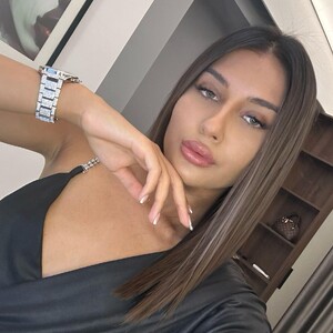 IrisNoire avatar