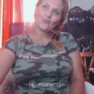 JolieMelany avatar