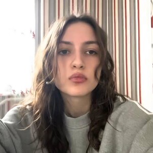 LovelyBird avatar