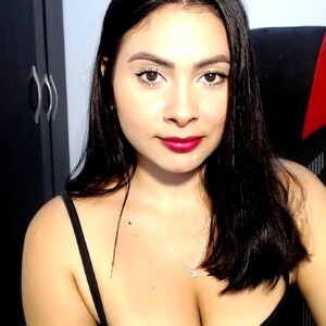 Meghan_femme avatar