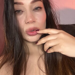 Miiaawallace avatar