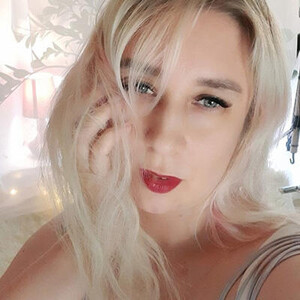 Nicol__sweet avatar