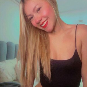 Saritaa__ avatar