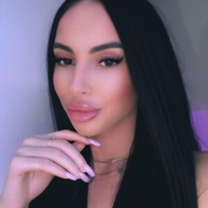 SiennaStarrr avatar