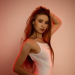SUGAR_Bella avatar