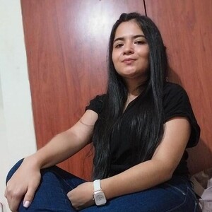 Violeta_97 avatar