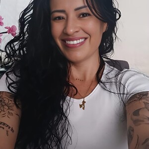 WomanLovely avatar