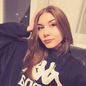 YanaMeoww avatar