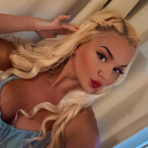 Blondebunny5 avatar