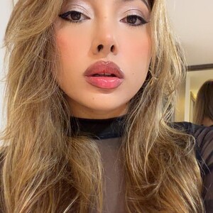 DaniRouge avatar